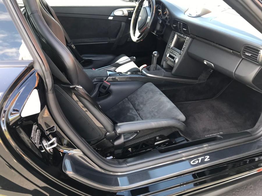Интерьер Porsche 911 GT2 (997) 2008 года  (NA) (фото 68 из 107)